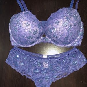 Victoria Secret bra and pantie matching set